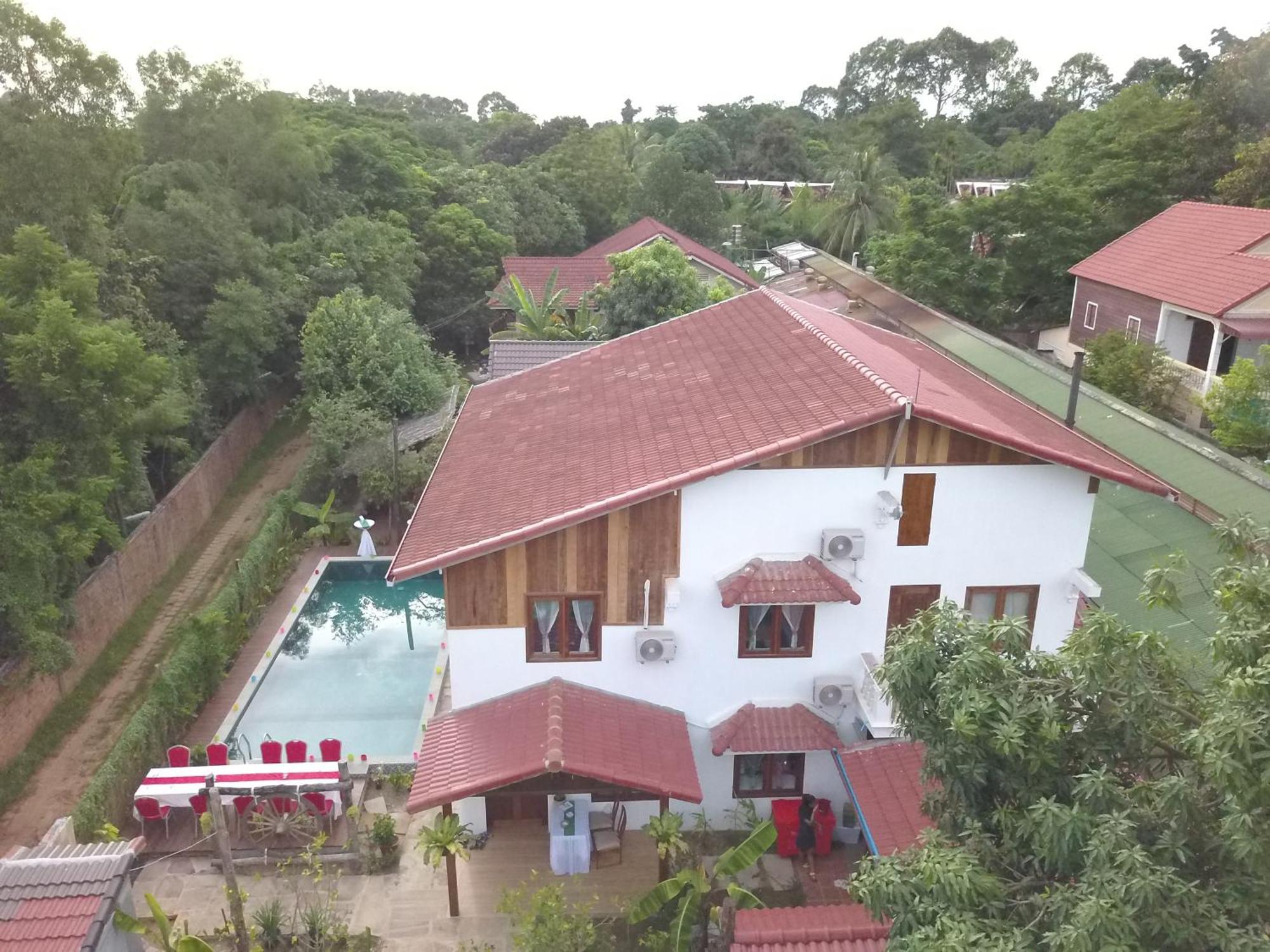 Angkor Dino B&B Ciudad de Siem Riep Exterior foto